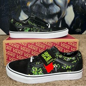 Vans Size 11 Men GLOW IN THE DARK Old Skool Eves In The Dark Black/Mu